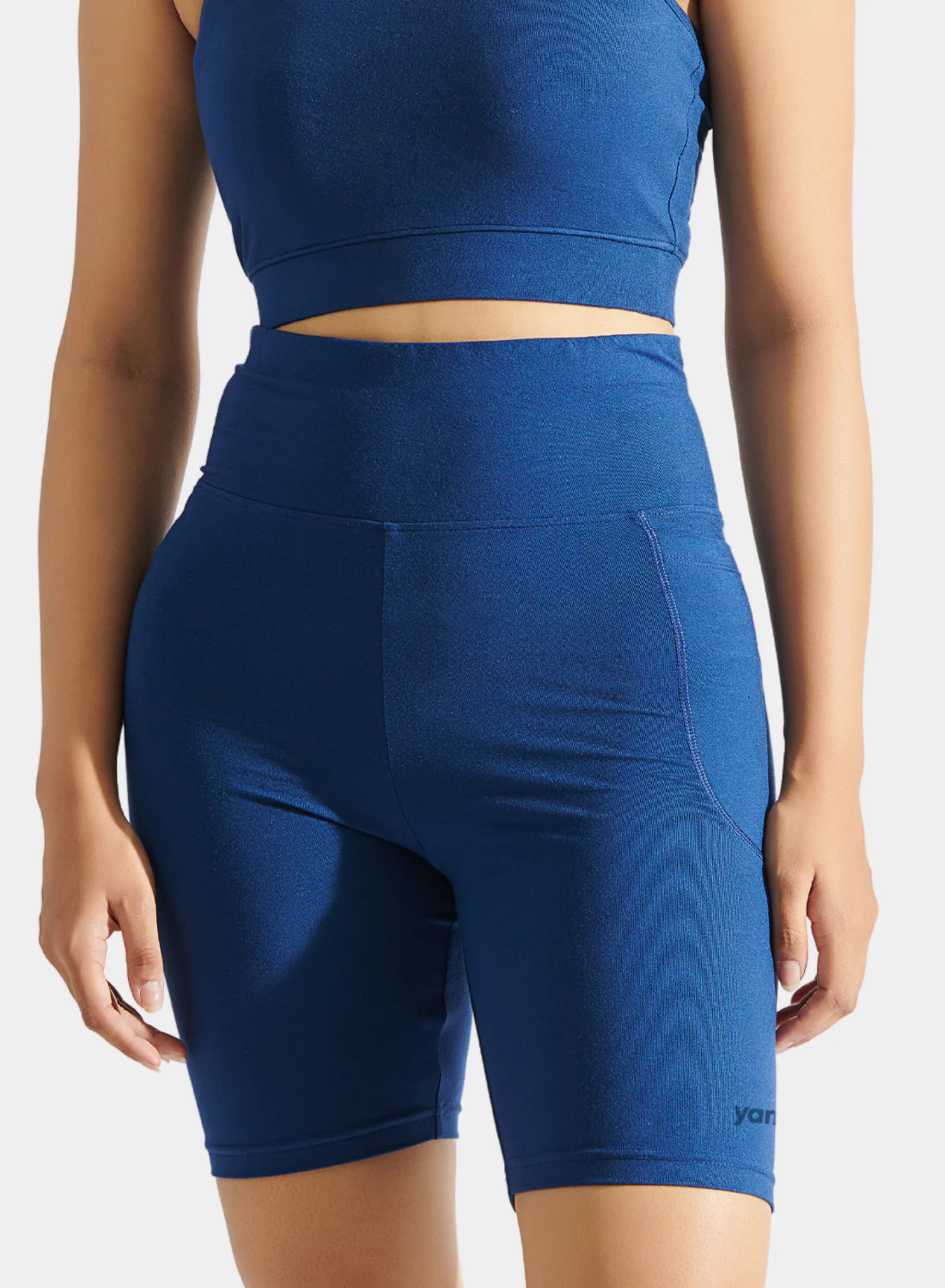 Aero Bike Short Navy Peony - Image 4