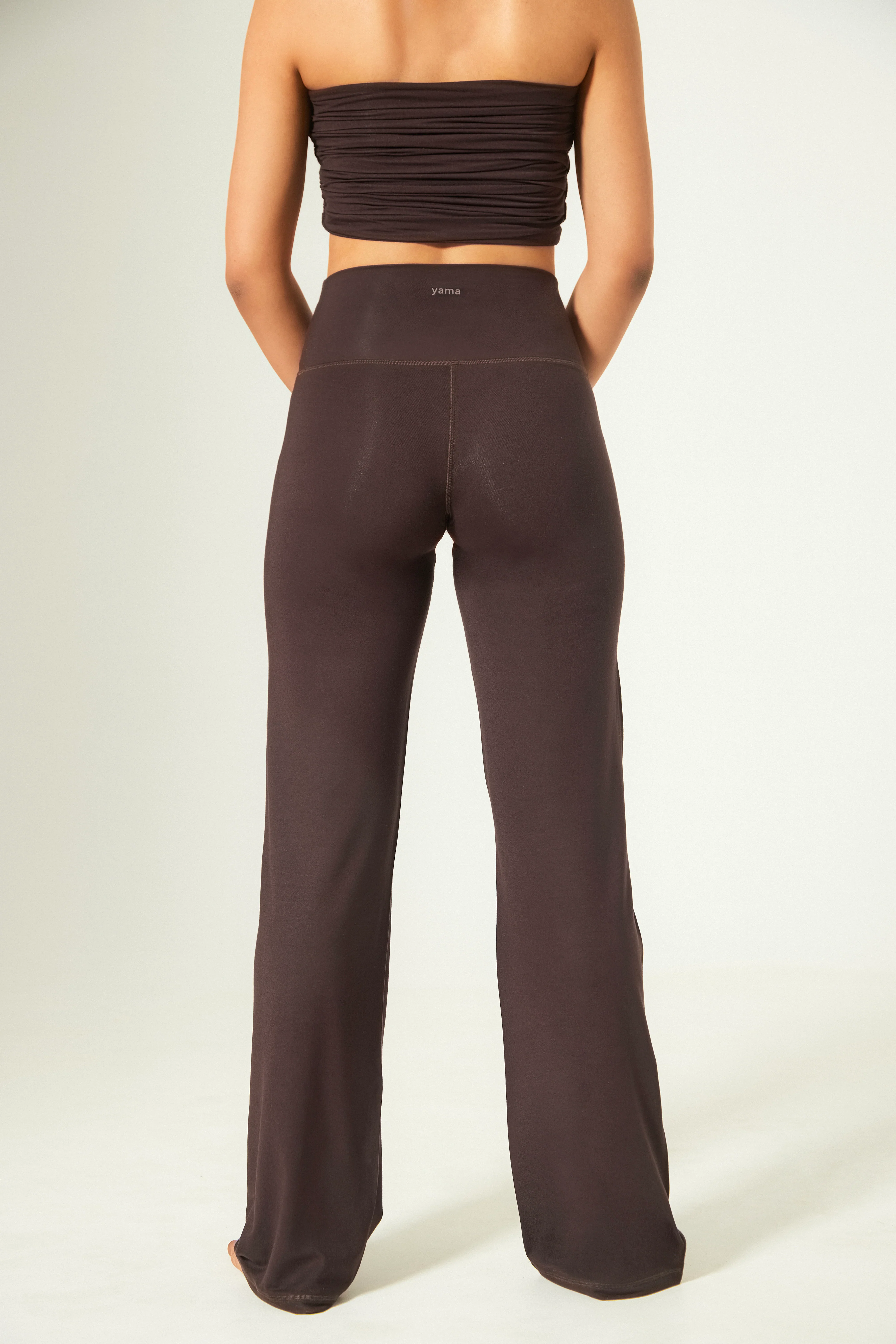 Aero Flared Yoga Pants Espresso - Image 3