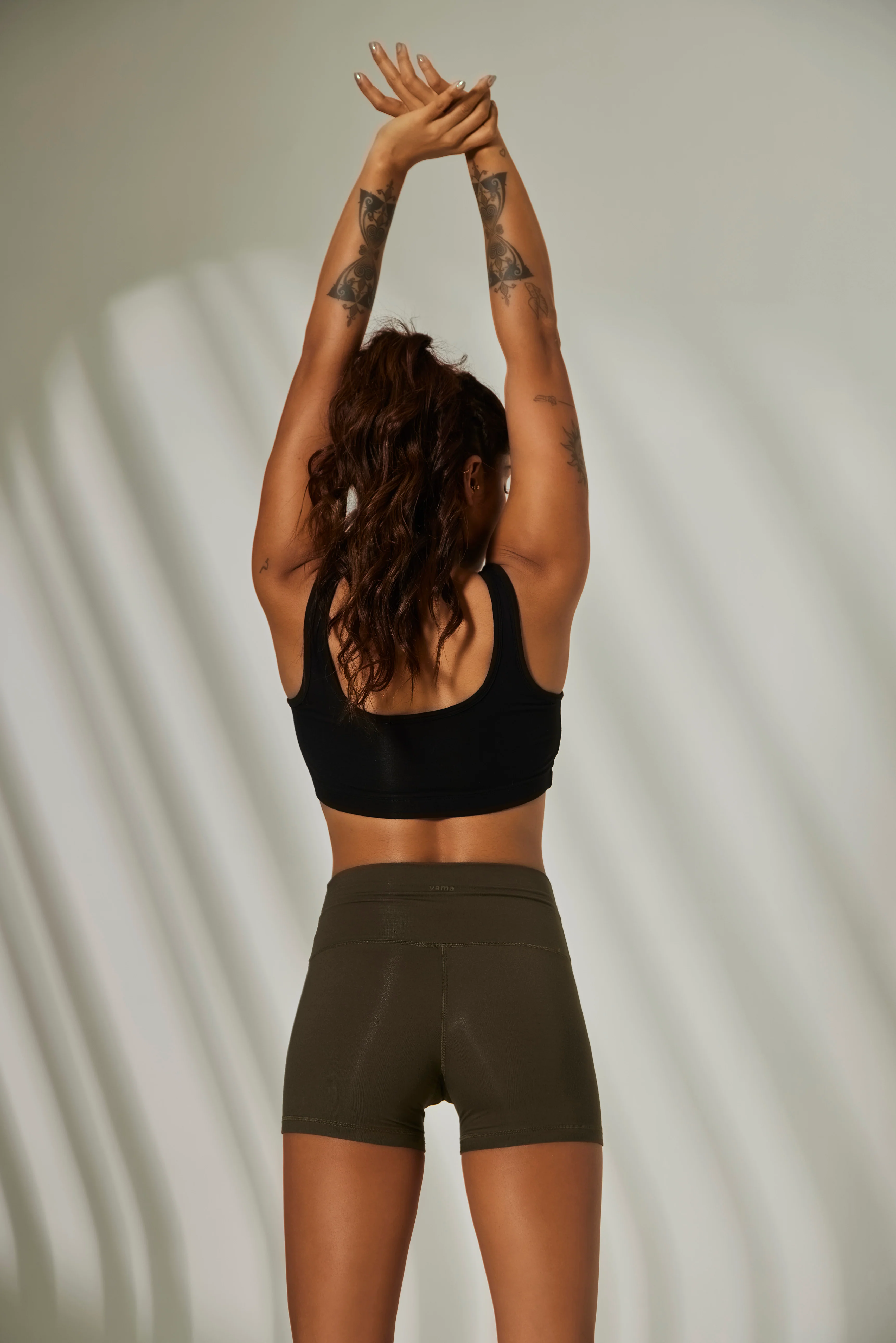 Aero Hot Shorts Olive - Image 3