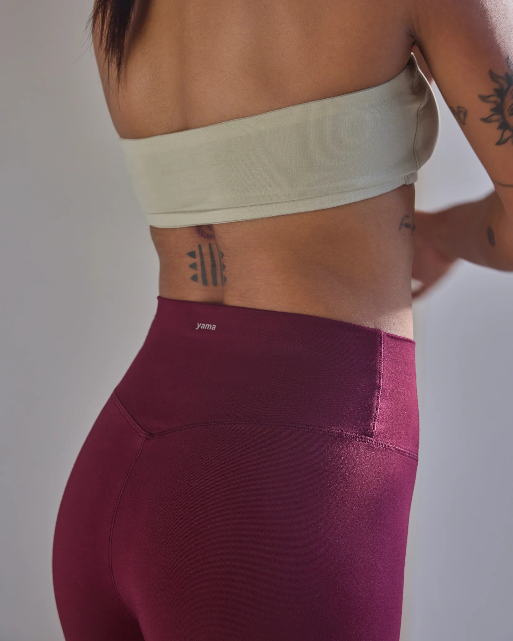 Aero Leggings Deep Berry - Image 4