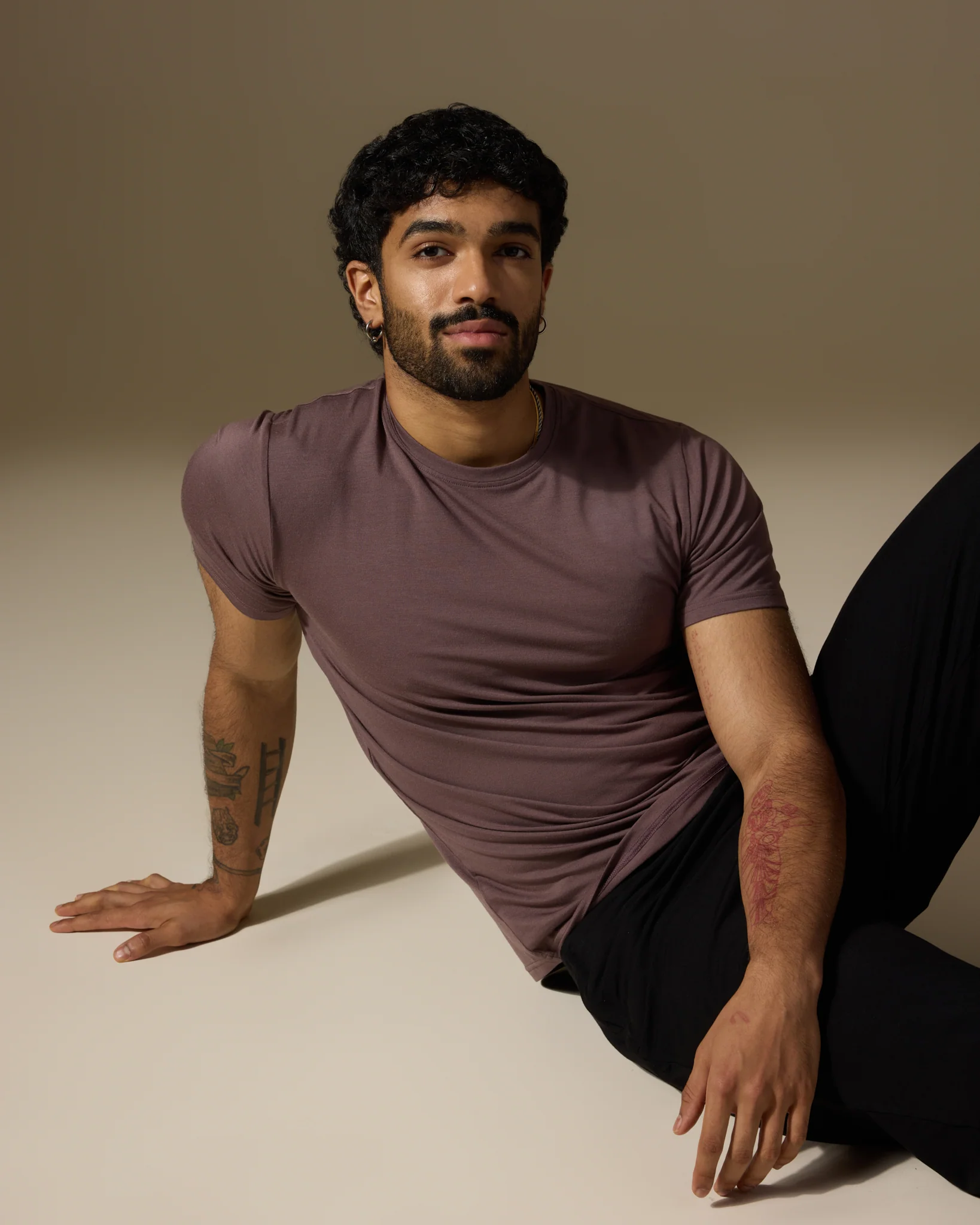 Aero Regular Tee Dusty Fig - Image 5