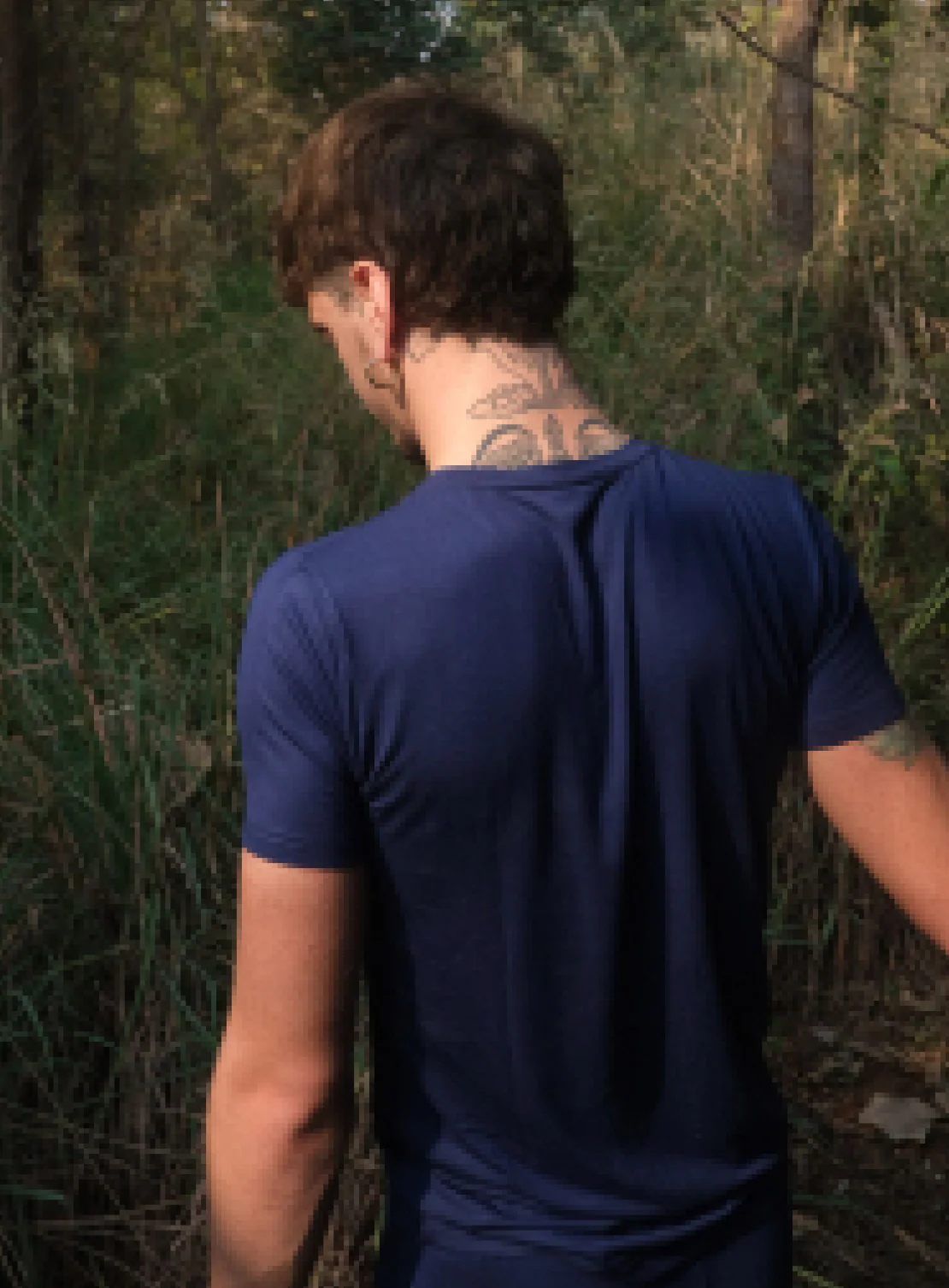 Aero Regular Tee Navy Peony - Image 4