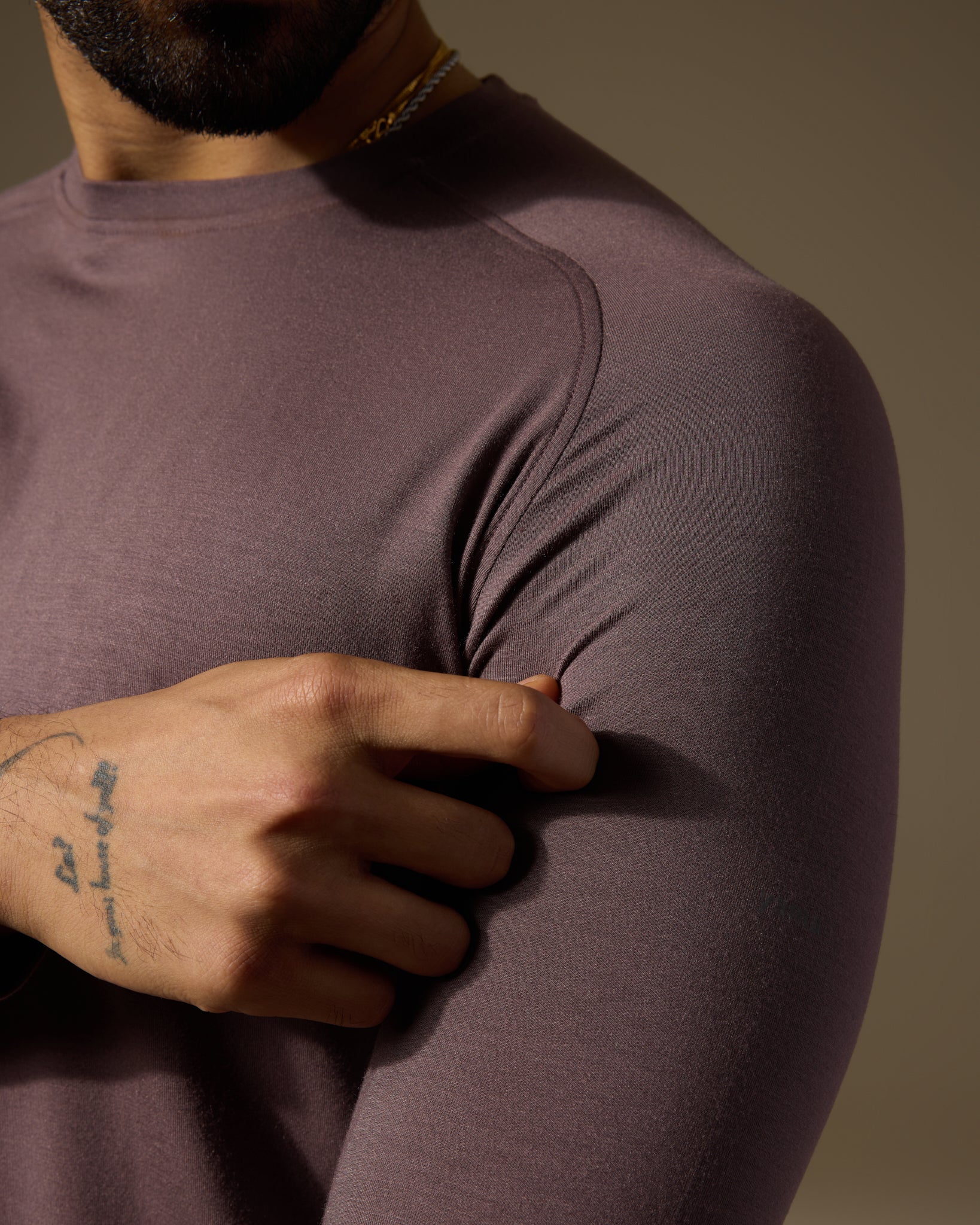 Aero Slim Fit Tee Long Sleeves Dusty Fig - Image 3