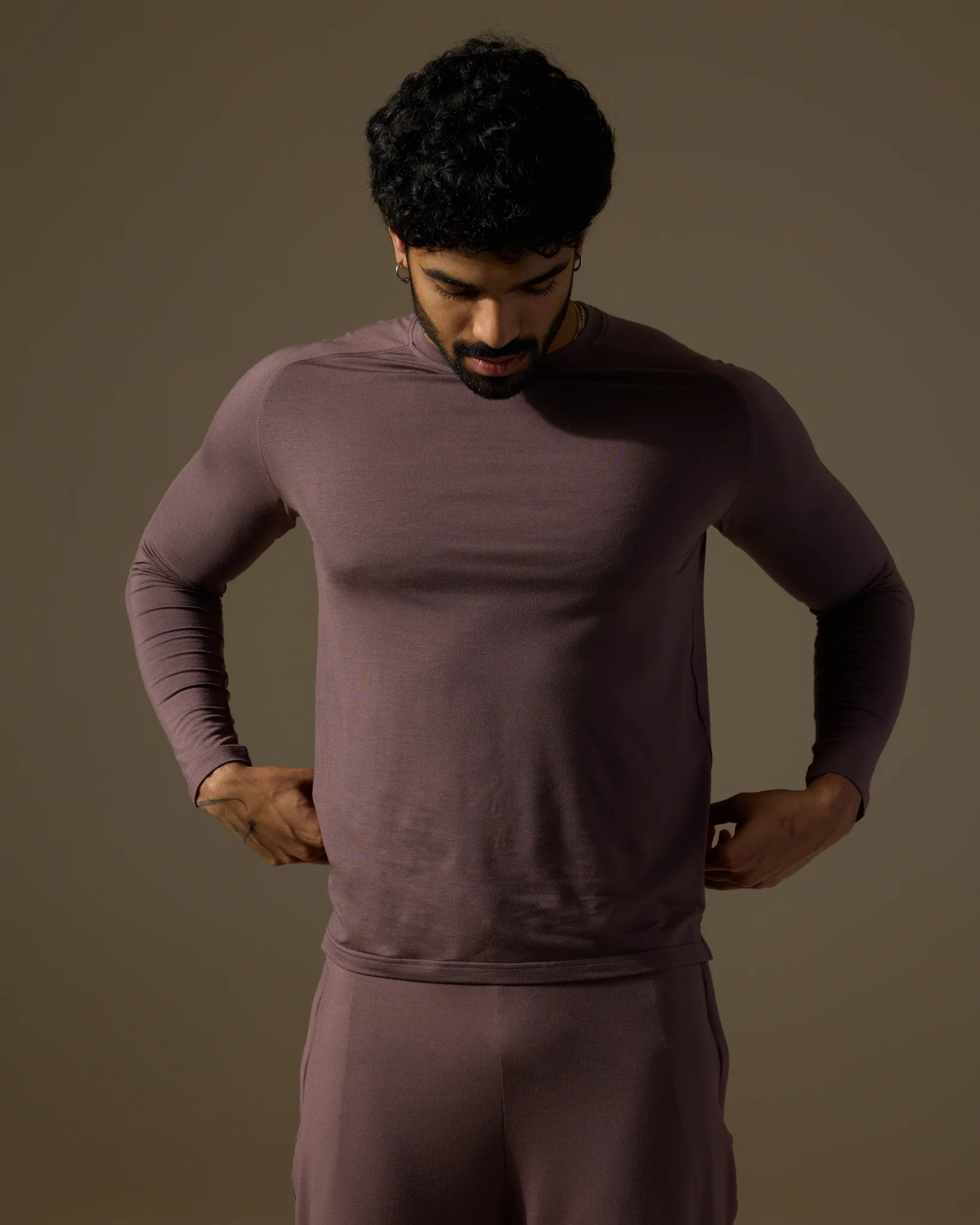 Aero Slim Fit Tee Long Sleeves Dusty Fig - Image 4