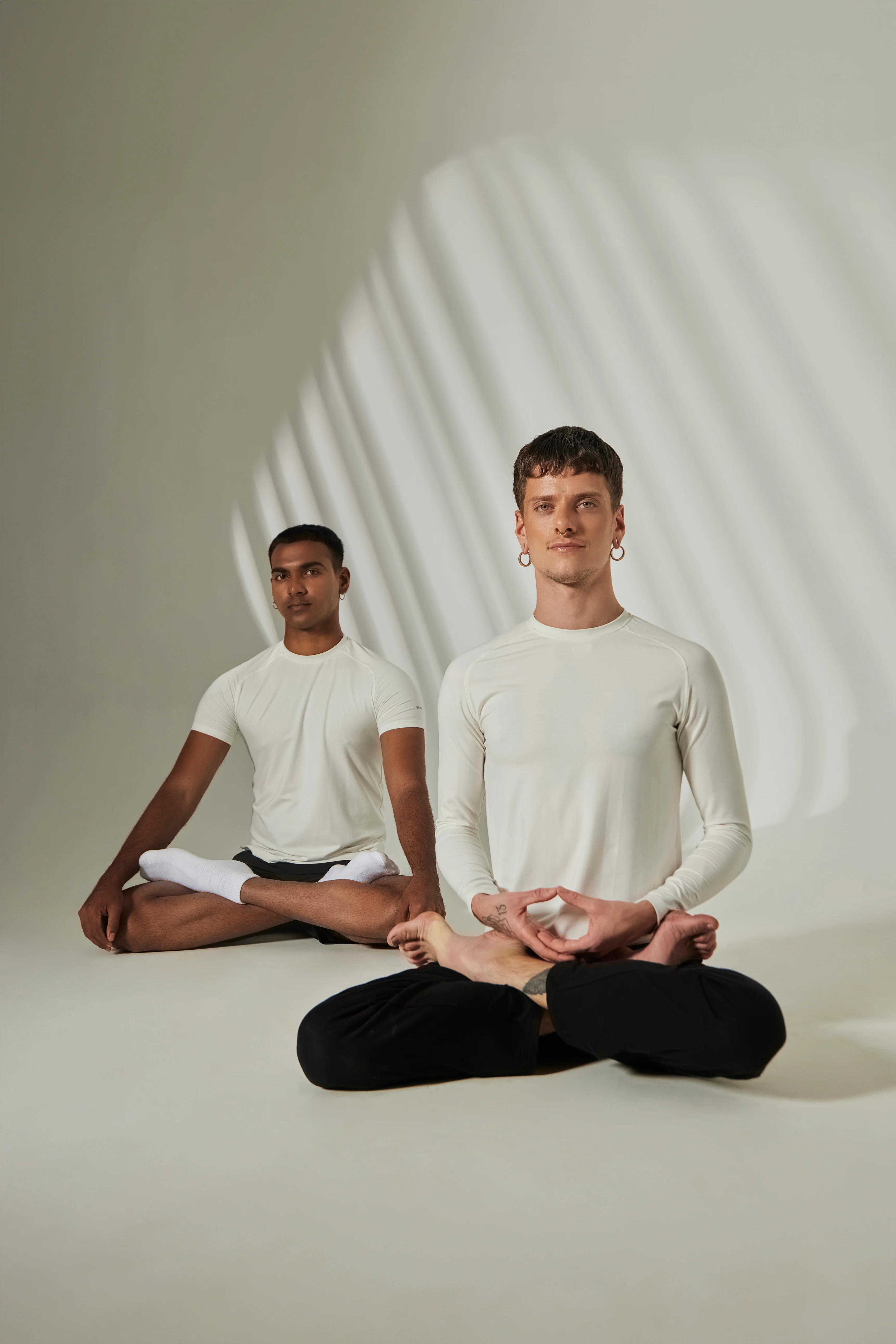 Aero Slim Fit Tee Long Sleeves Pure White - Image 6