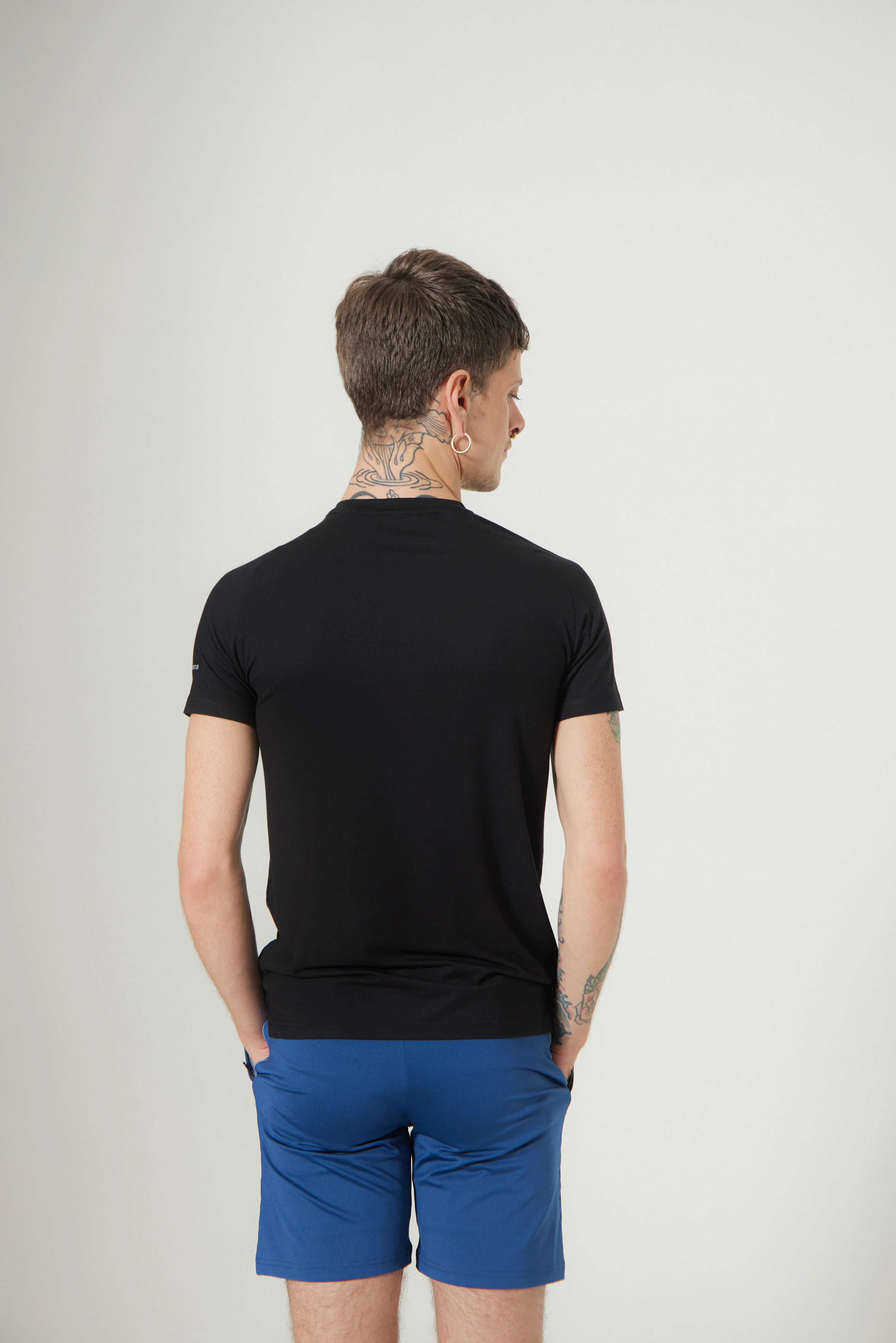Aero Slim Fit Tee Short Sleeves Midnight Black - Image 3