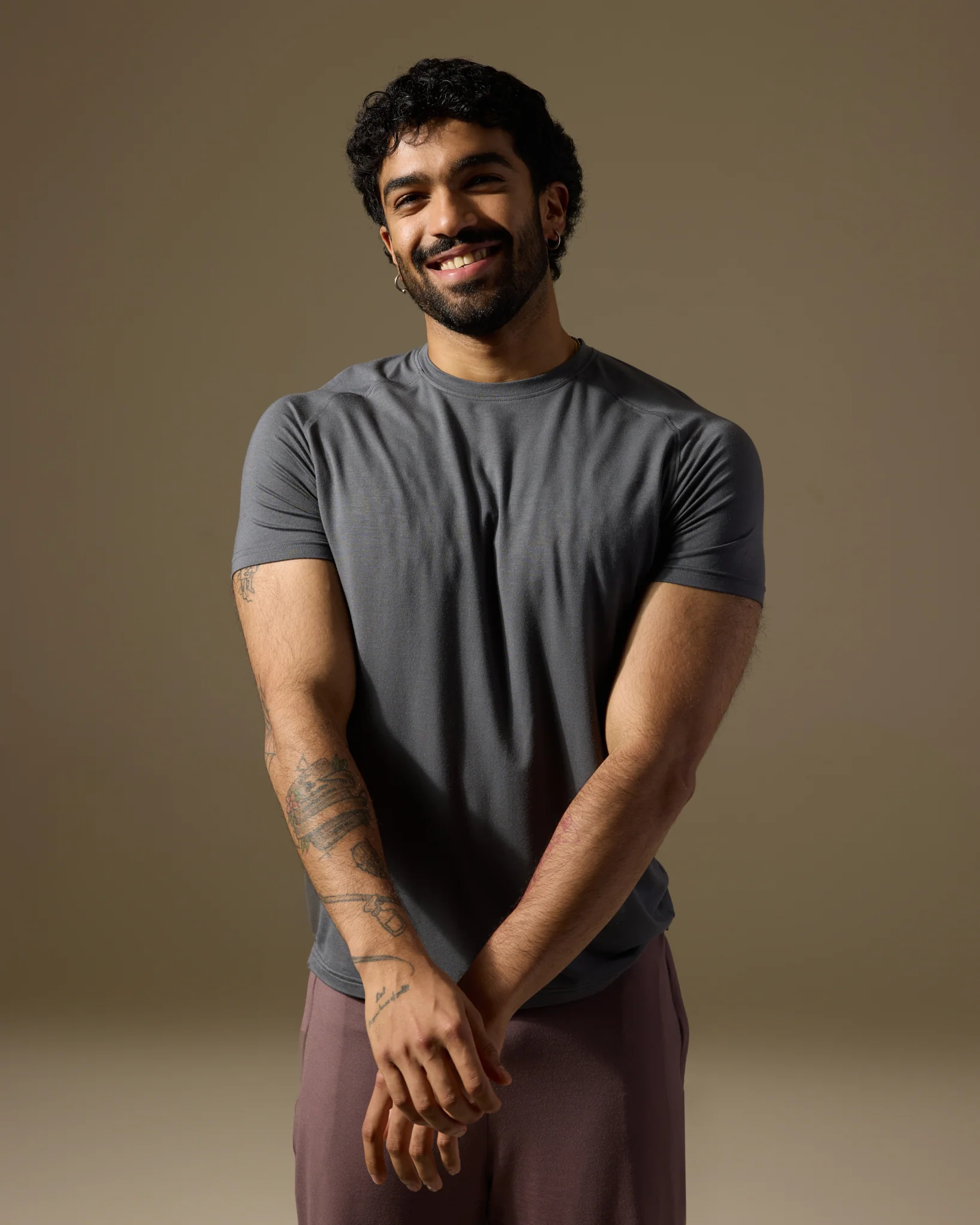 Aero Slim Fit Tee Short Sleeves Stone Grey - Image 3