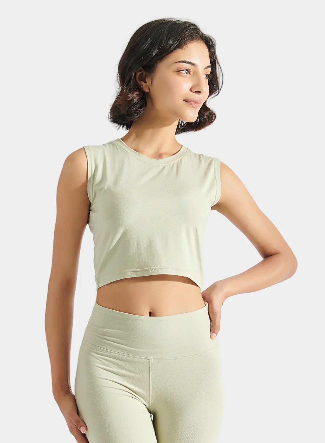 Aero Sleeveless Crop Tee Alfa Beige - Image 5