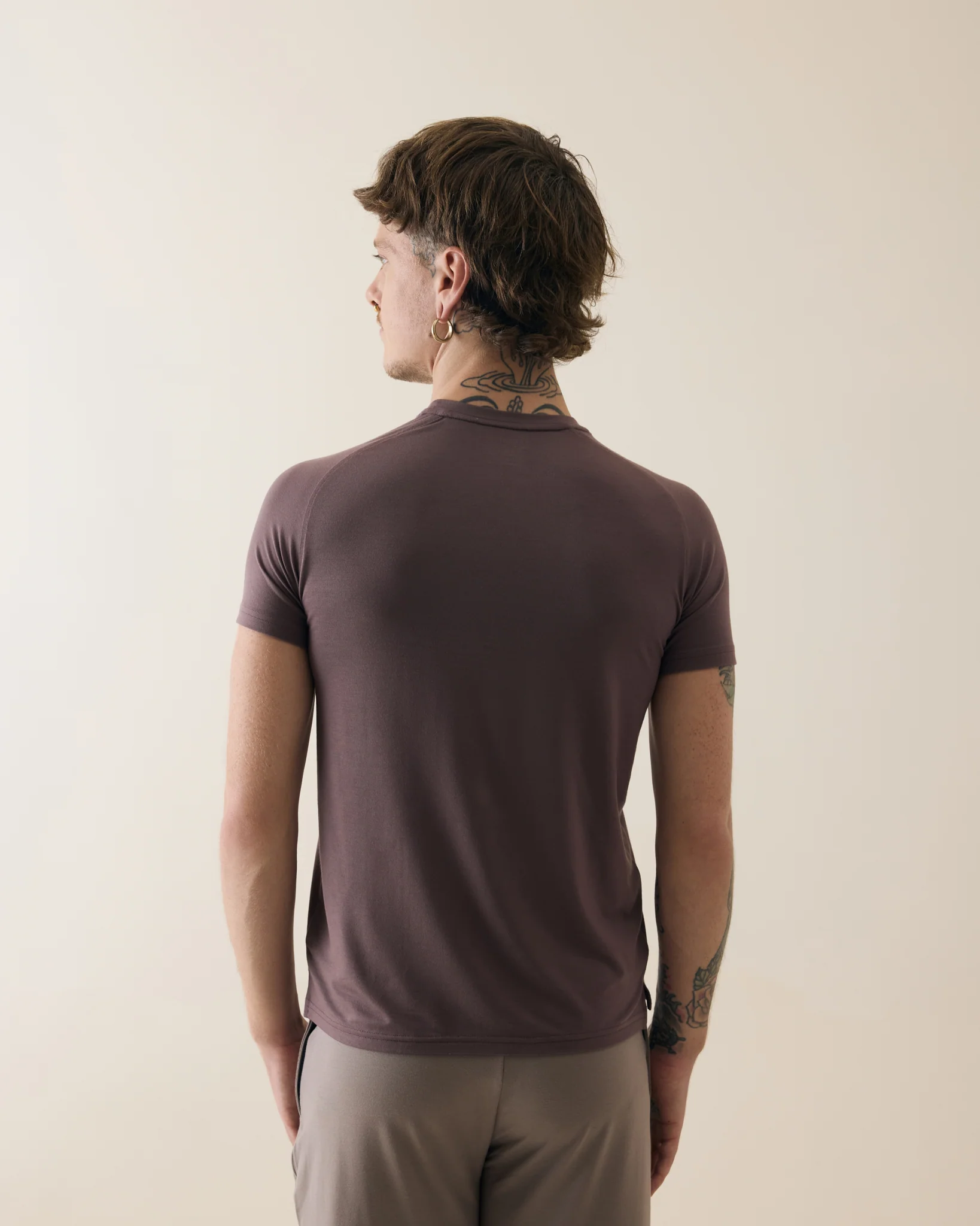 Aero Slim Fit Tee Short Sleeves Dusty Fig - Image 3