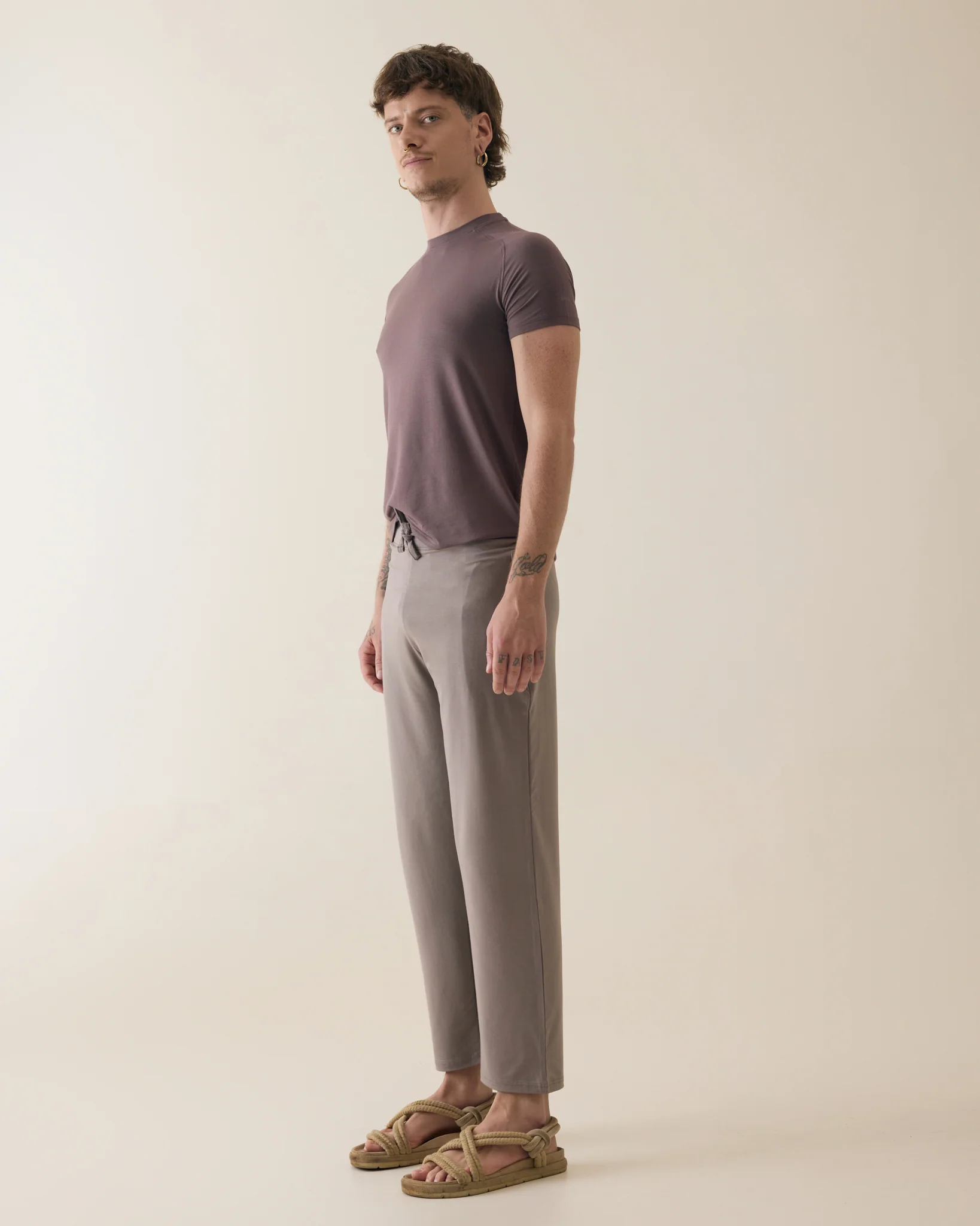 Aero Slim Fit Tee Short Sleeves Dusty Fig - Image 4