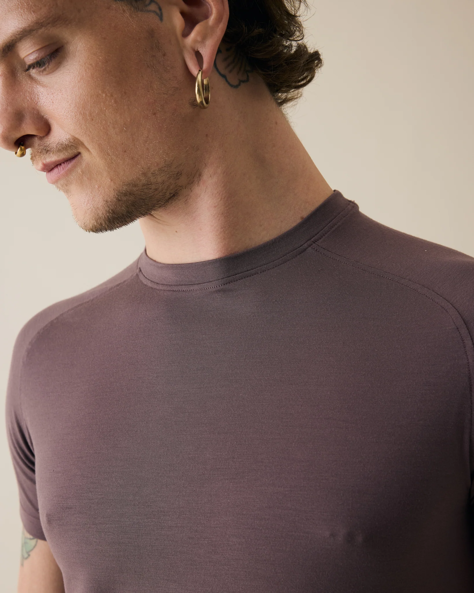 Aero Slim Fit Tee Short Sleeves Dusty Fig - Image 5