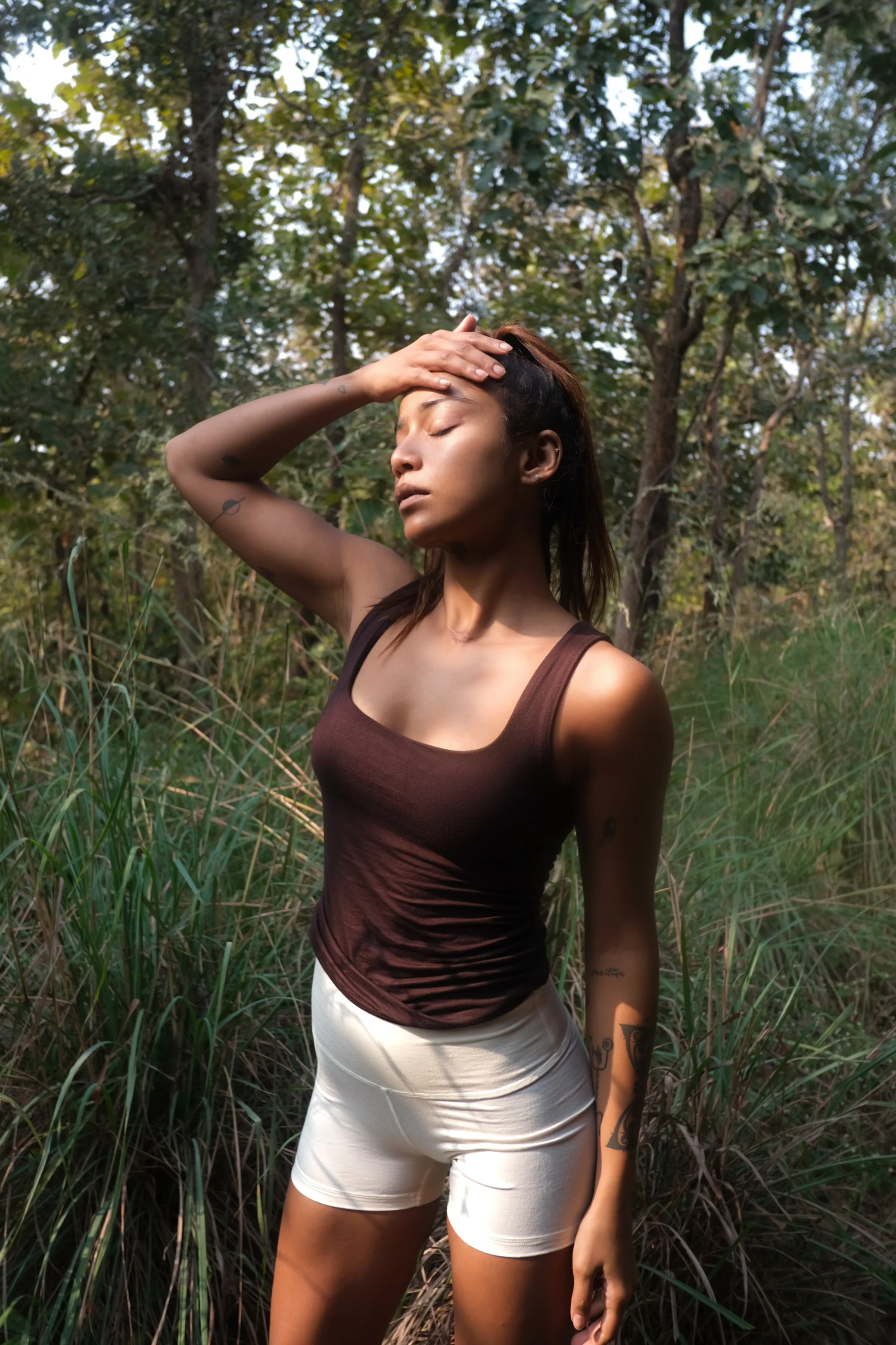 Aero Tank Top Espresso - Image 5