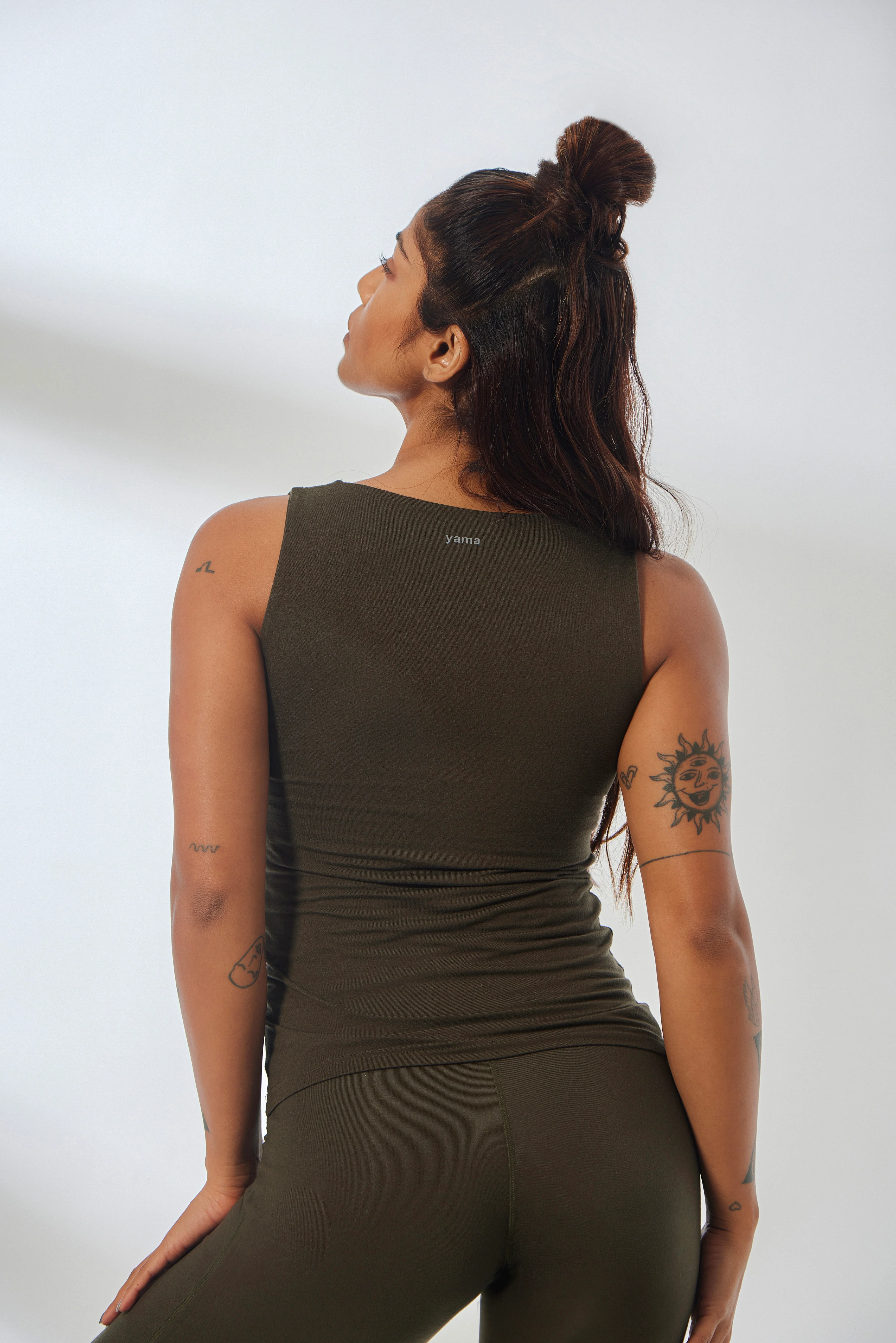 Aero Tank Top Olive - Image 3
