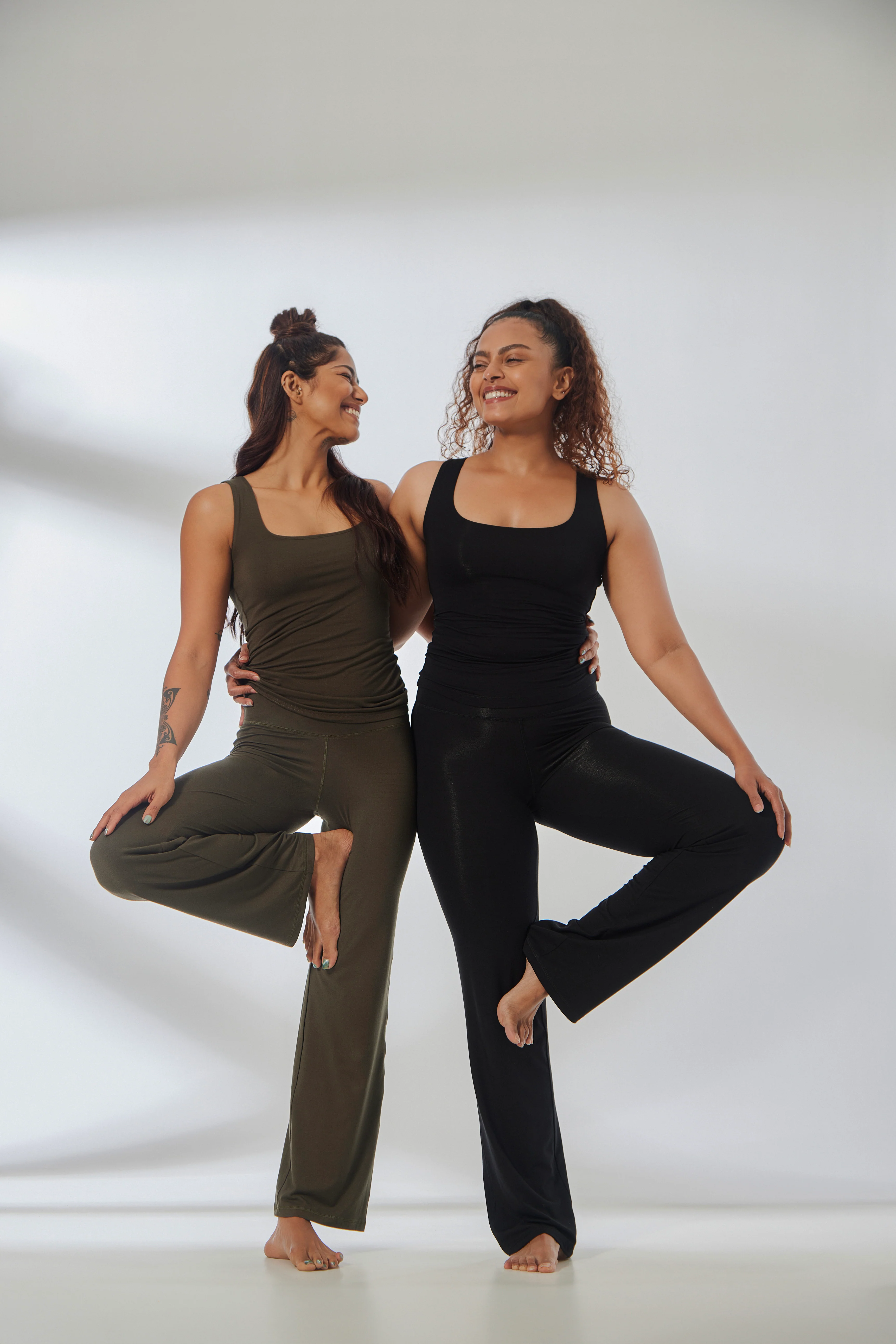 Aero Tank Top Olive - Image 4