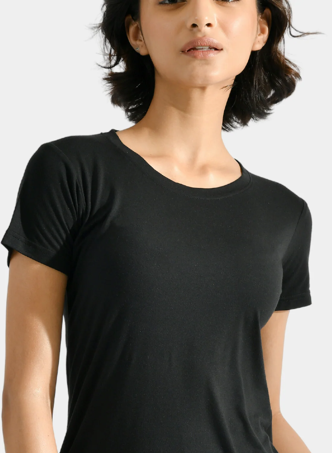 Aero Tee Midnight Black - Image 5