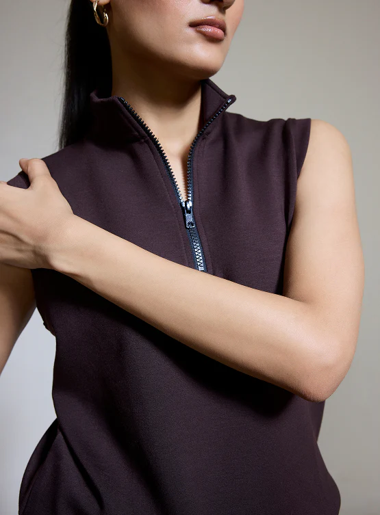 Aeroclouds Sleeveless Half Zipper Retreat Pullover Espresso - Image 3
