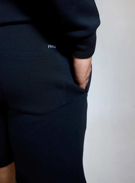 Aeroclouds Retreat Shorts Black - Image 3