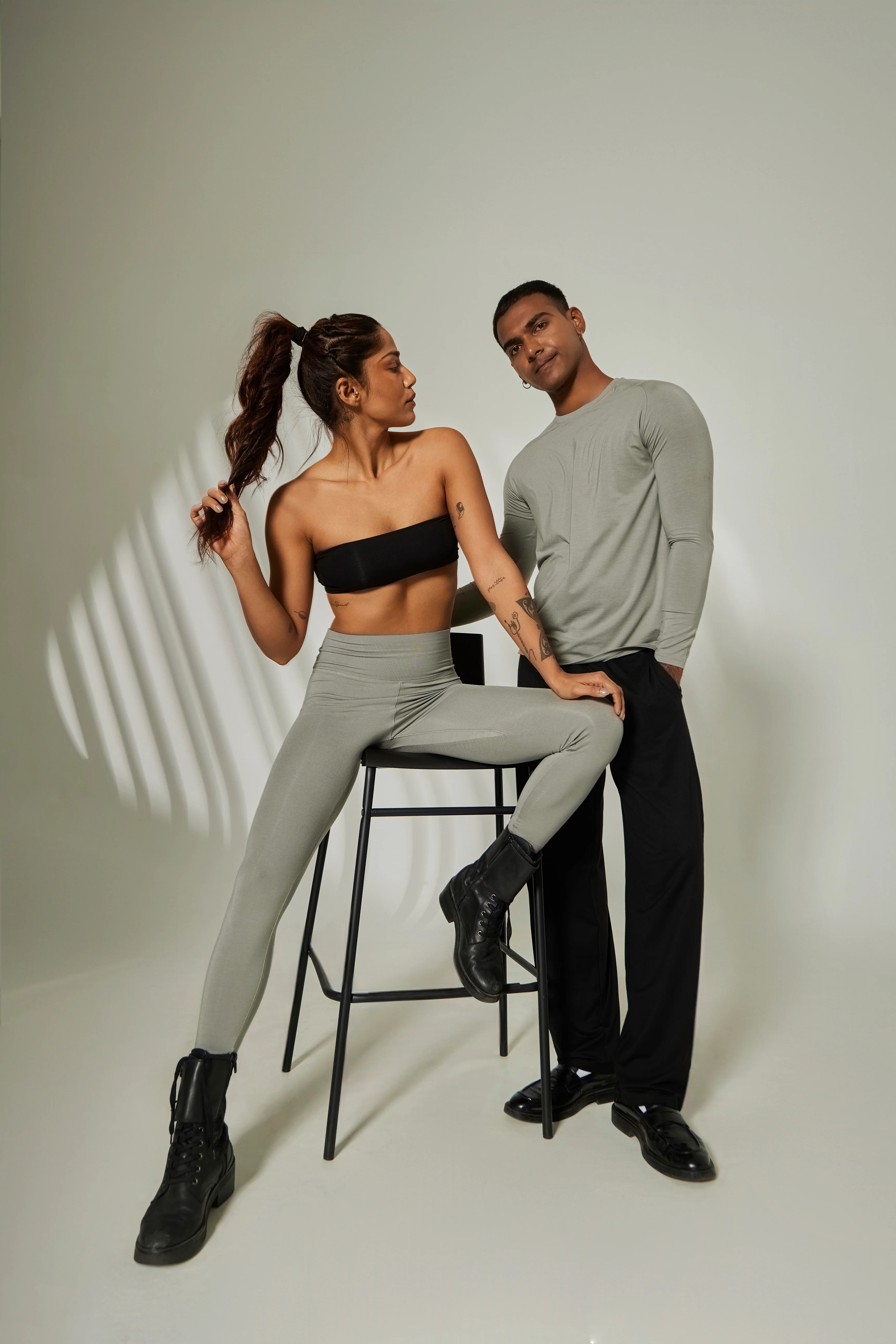 Aero Slim Fit Tee Long Sleeves Weather Grey - Image 4